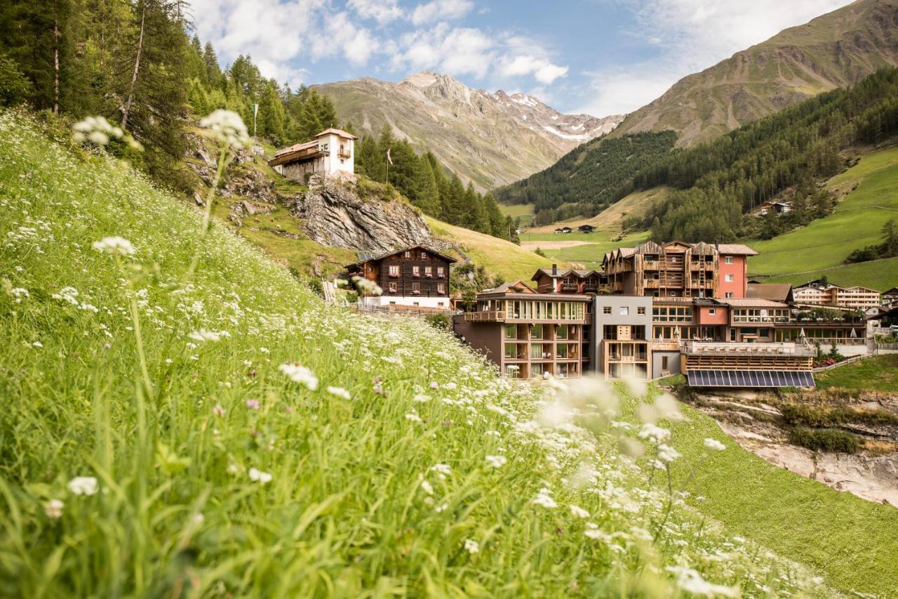Tonzhaus Hotel Senales/Schnals Exterior foto